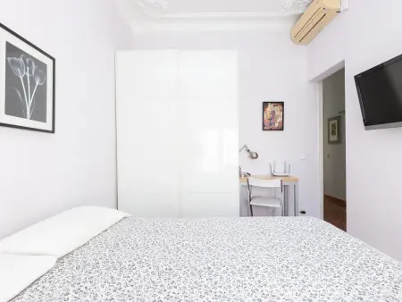 Appartement moderniste Eixample, 5 pers., balcon : photo 22