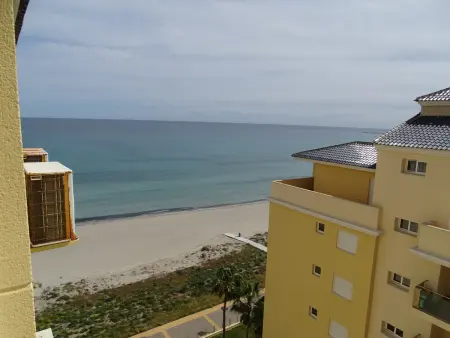 Appartement 45 m² vue mer front de plage, 5 pers. : photo 1