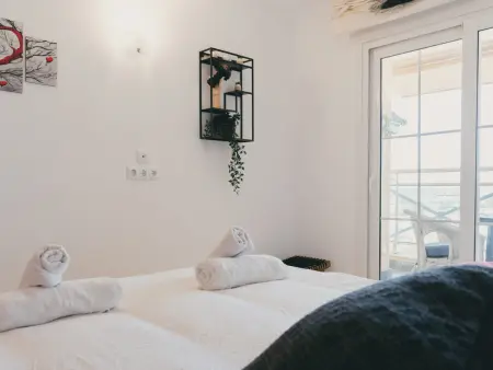 Appartement vue mer 40m² - 10m de la plage : photo 6