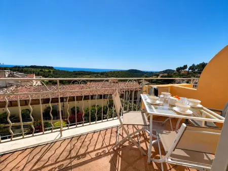 Location appartement à Saint Cyr sur Mer, Appartement vue mer, 4 pers.