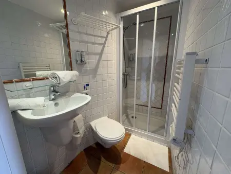 Appartement vue mer Saint-Cyr-sur-Mer, 4 pers. : photo 7