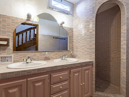 Villa Bleu Isolella – 6 chambres, piscine à 50 m de la plage : photo 29