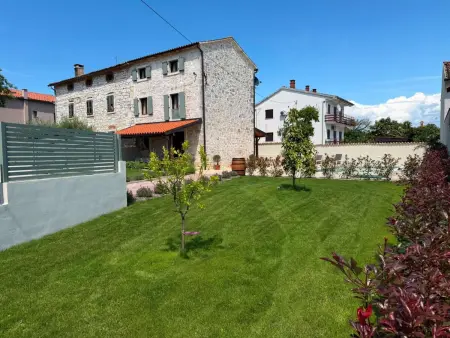 Maison Dariocchi à Kaštelir, piscine privée : photo 45