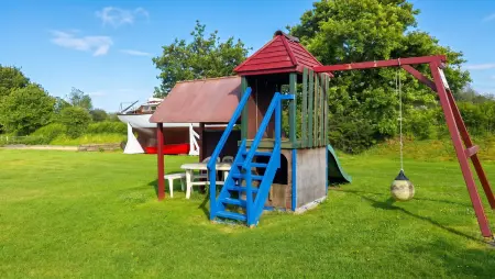 Maison avec jardin et terrasse à Trédrez-Locquémeau, à deux pas des plages : photo 9