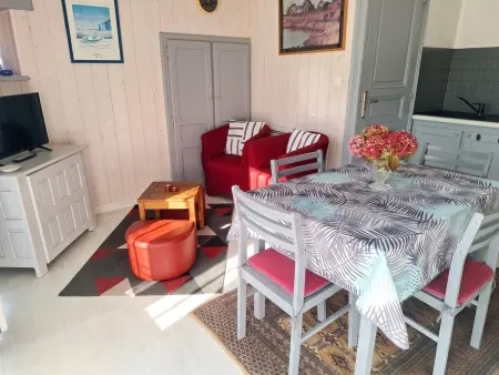 Maison avec jardin et terrasse à Trédrez-Locquémeau, à deux pas des plages : photo 11