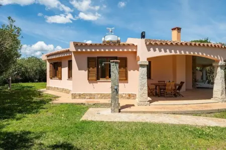 Villa del Sole, maison 8 pers. avec piscine à Costa Rei : photo 1
