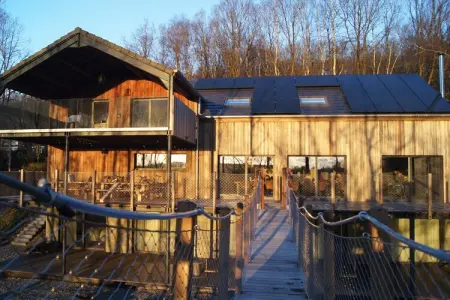 Location maison à MANHAY, Retraite de luxe dans les Ardennes avec spa