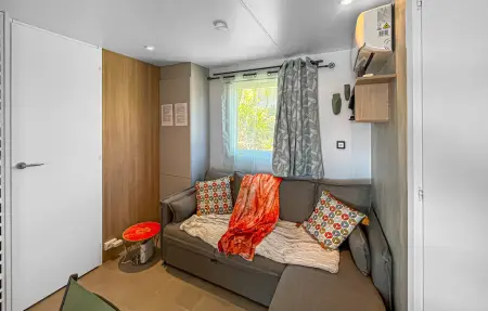 Mobil-Home vue mer avec piscine à Saint-Raphaël : photo 3