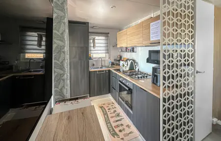Mobil-Home vue mer avec piscine à Saint-Raphaël : photo 4