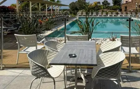 Mobil-Home vue mer avec piscine à Saint-Raphaël : photo 16