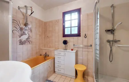 Maison 3 chambres avec jardin privé à La Ronde : photo 6