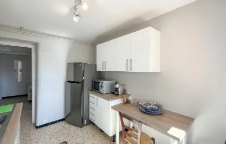 MAISON AVEC PISCINE 1, Location Maison 6 personnes à Saint Raphaël - Photo 13