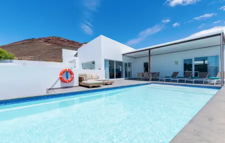 Maison 3 chambres piscine à Playa Blanca
