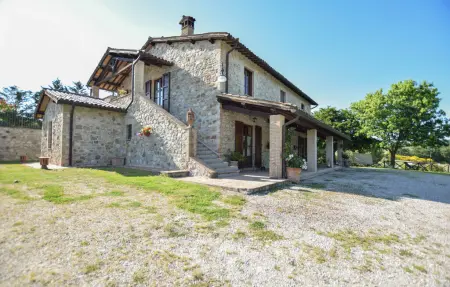 Maison 8 chambres avec piscine privée à Fabro : photo 2