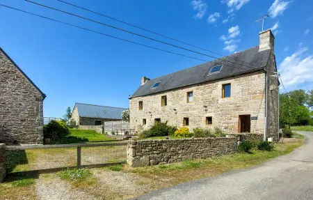 Location maison à Ploumillau