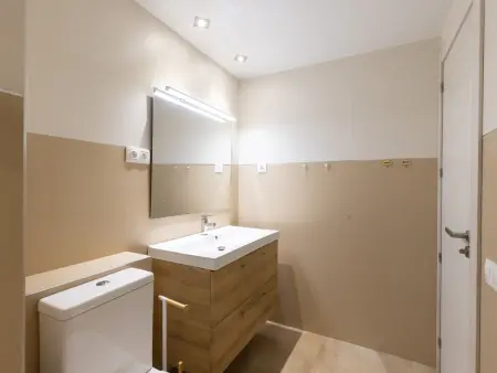 Appartement rénové 200m de la plage à La Pineda : photo 36