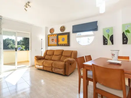 Appartement 6 pers. Salou : chambre enfants 5 lits, plage 5 min : photo 13