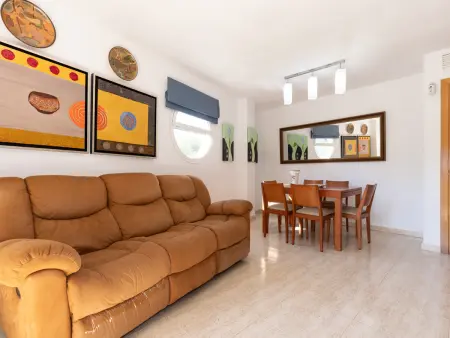 Appartement 6 pers. Salou : chambre enfants 5 lits, plage 5 min : photo 14