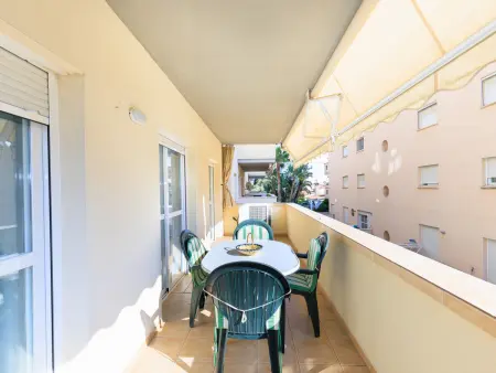 Appartement 6 pers. Salou : chambre enfants 5 lits, plage 5 min : photo 28