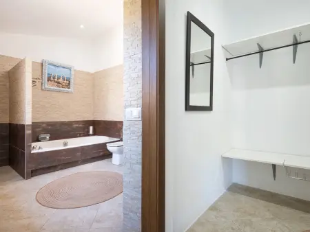 Villa 5 chambres piscine XXL eau salée, vue Sierra Tramuntana - Photo 11