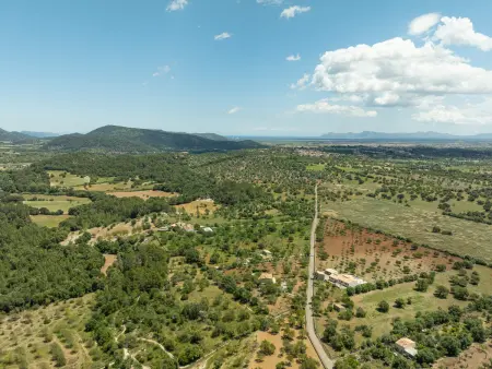Villa 5 chambres piscine XXL eau salée, vue Sierra Tramuntana - Photo 17