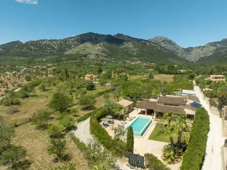 Villa 5 chambres piscine XXL eau salée, vue Sierra Tramuntana - Photo 18