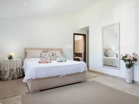 Villa 5 chambres piscine XXL eau salée, vue Sierra Tramuntana - Photo 20