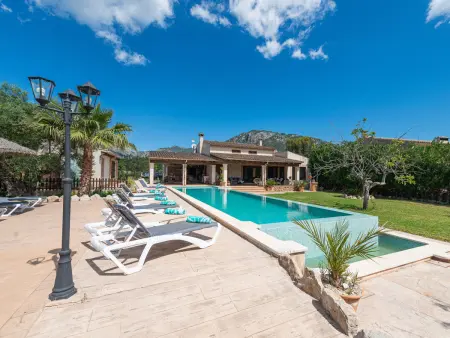 Villa 5 chambres piscine XXL eau salée, vue Sierra Tramuntana - Photo 31