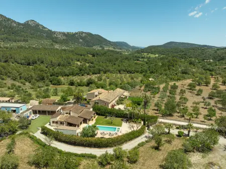 Villa 5 chambres piscine XXL eau salée, vue Sierra Tramuntana - Photo 33