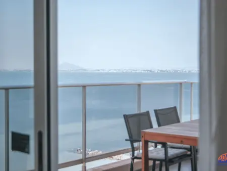 Appartement 88 m² vue mer front de plage - 6 pers. : photo 1