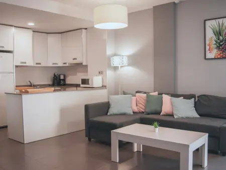 Appartement 88 m² vue mer front de plage - 6 pers. : photo 2