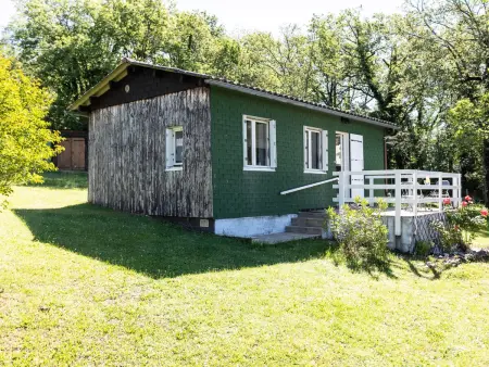 Le Petit Oustalet, chalet 37 m² avec jardin et parking