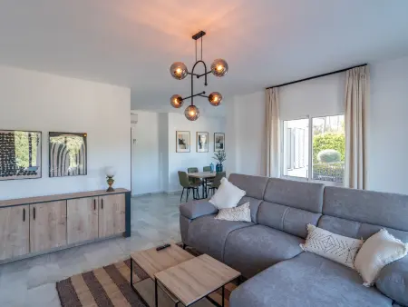 Appartement golf Lauro 6 pers. avec clim et piscine : photo 5