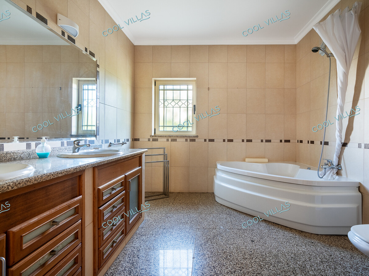 Villa 5 chambres avec piscine privée à 750 m de la plage - Photo 24