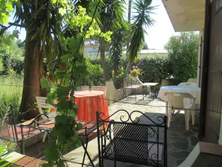 Appartement 2 chambres à 900 m de la plage : photo 1