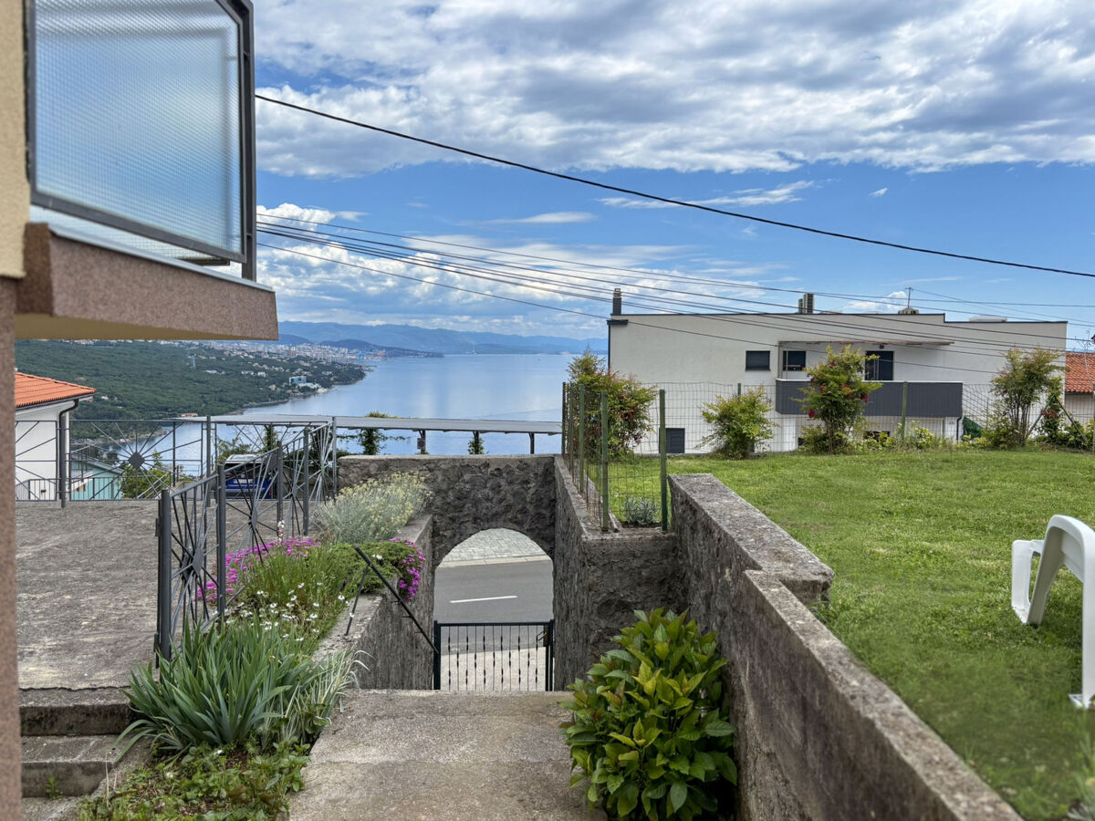 Maison Jadranka à Opatija, vue mer et terrasse - Photo 2
