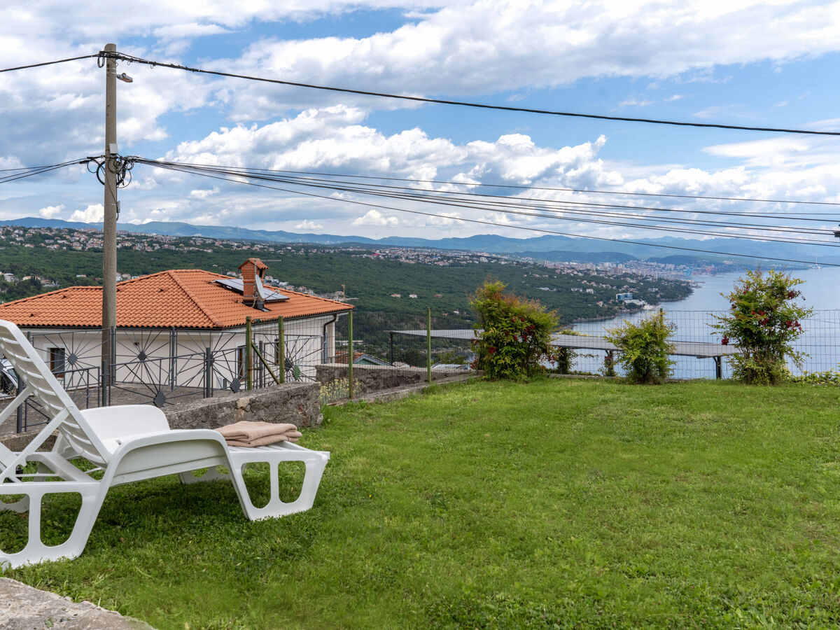 Maison Jadranka à Opatija, vue mer et terrasse - Photo 3