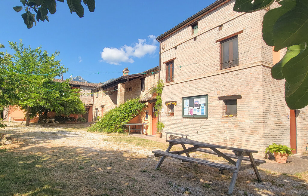 Maison pierre avec piscine à Sarnano - Photo 2
