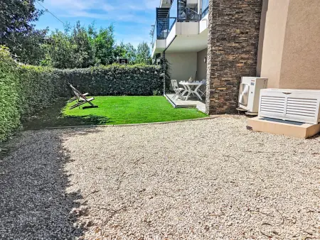Appartement Art Park 3 pièces avec terrasse et piscine : photo 24