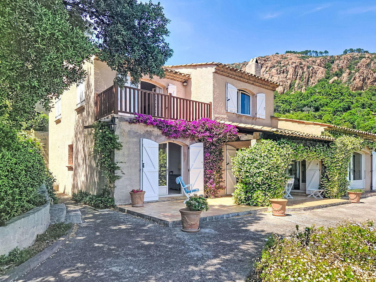 Villa La Farlade - 4 chambres avec vue mer à Agay - Photo 1