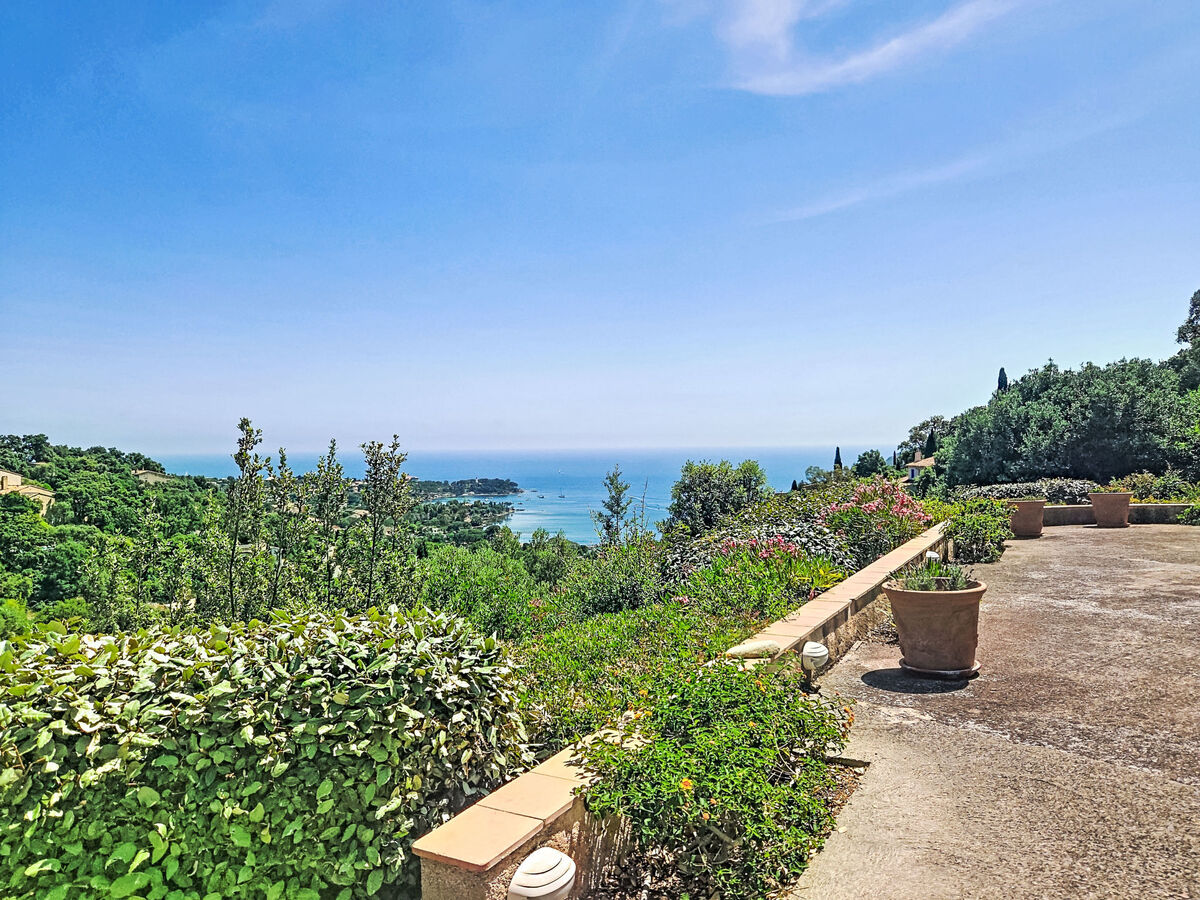 Villa La Farlade - 4 chambres avec vue mer à Agay - Photo 24