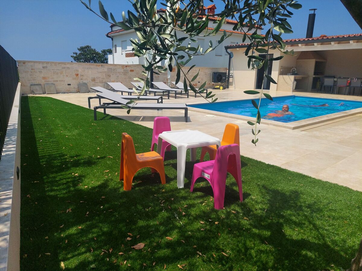 Villa Faro, maison 10 personnes avec piscine chauffée à Umag - Photo 3