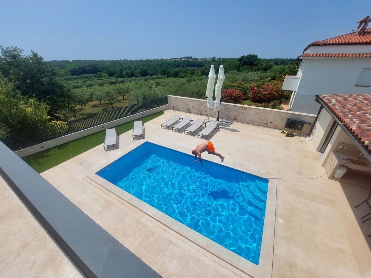 Villa Faro, maison 10 personnes avec piscine chauffée à Umag - Photo 4