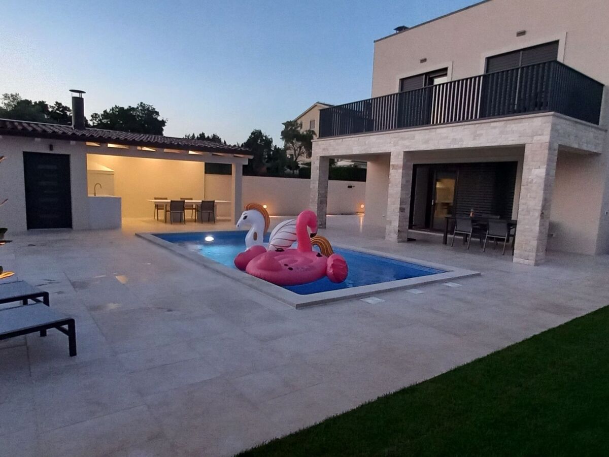 Villa Faro, maison 10 personnes avec piscine chauffée à Umag - Photo 13