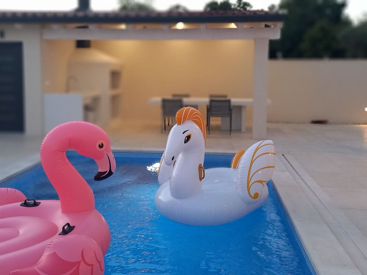 Villa Faro, maison 10 personnes avec piscine chauffée à Umag - Photo 17