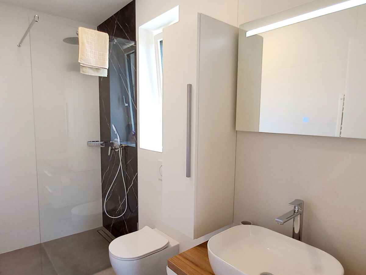Villa Faro, maison 10 personnes avec piscine chauffée à Umag - Photo 35