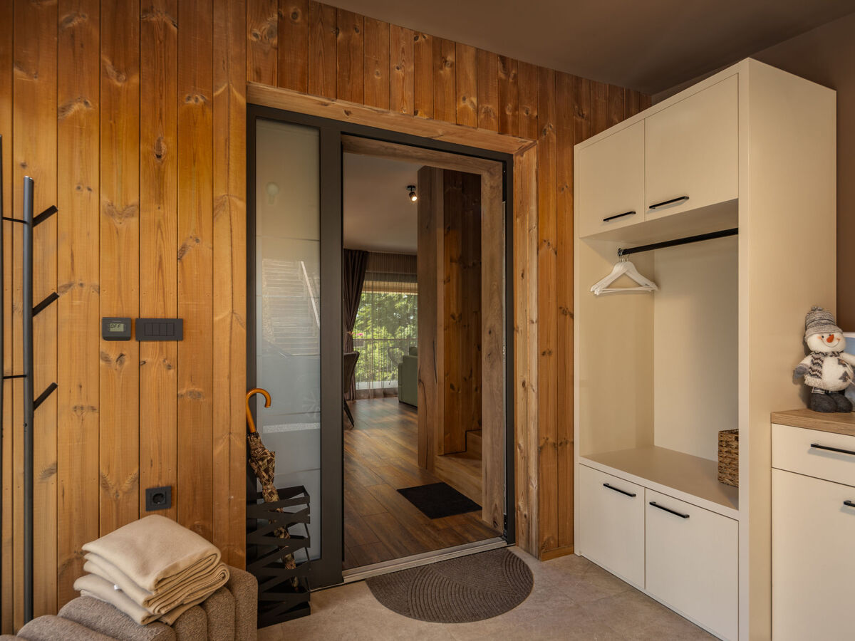 Villa Vrh à Fužine : 10 personnes, piscine chauffée - Photo 28
