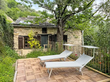 Maison Laetitia à Pieve di Teco, vue montagne : photo 1