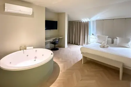 Maison indépendante avec bain à remous, centre-ville d'Alicante : photo 6