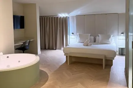 Maison indépendante avec bain à remous, centre-ville d'Alicante : photo 23